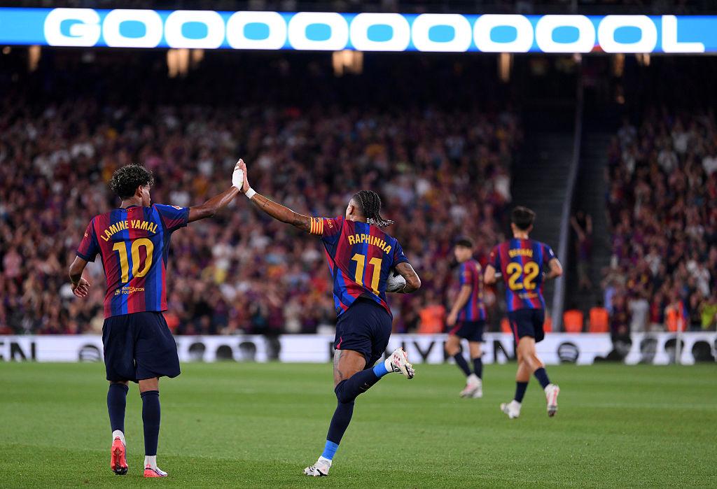 Barcelona procura sexta vitória consecutiva e recebe Racing no Camp Nou