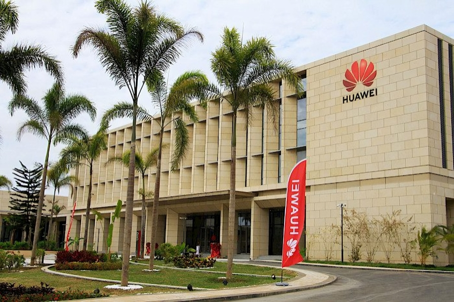 Huawei promove iniciativa para formar especialistas em TIC