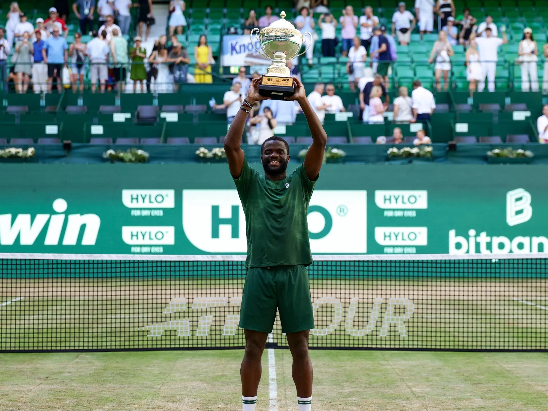 Aos 28 anos, Frances Tiafoe é o primeiro campeão americano na história do torneio ATP 500 de Halle