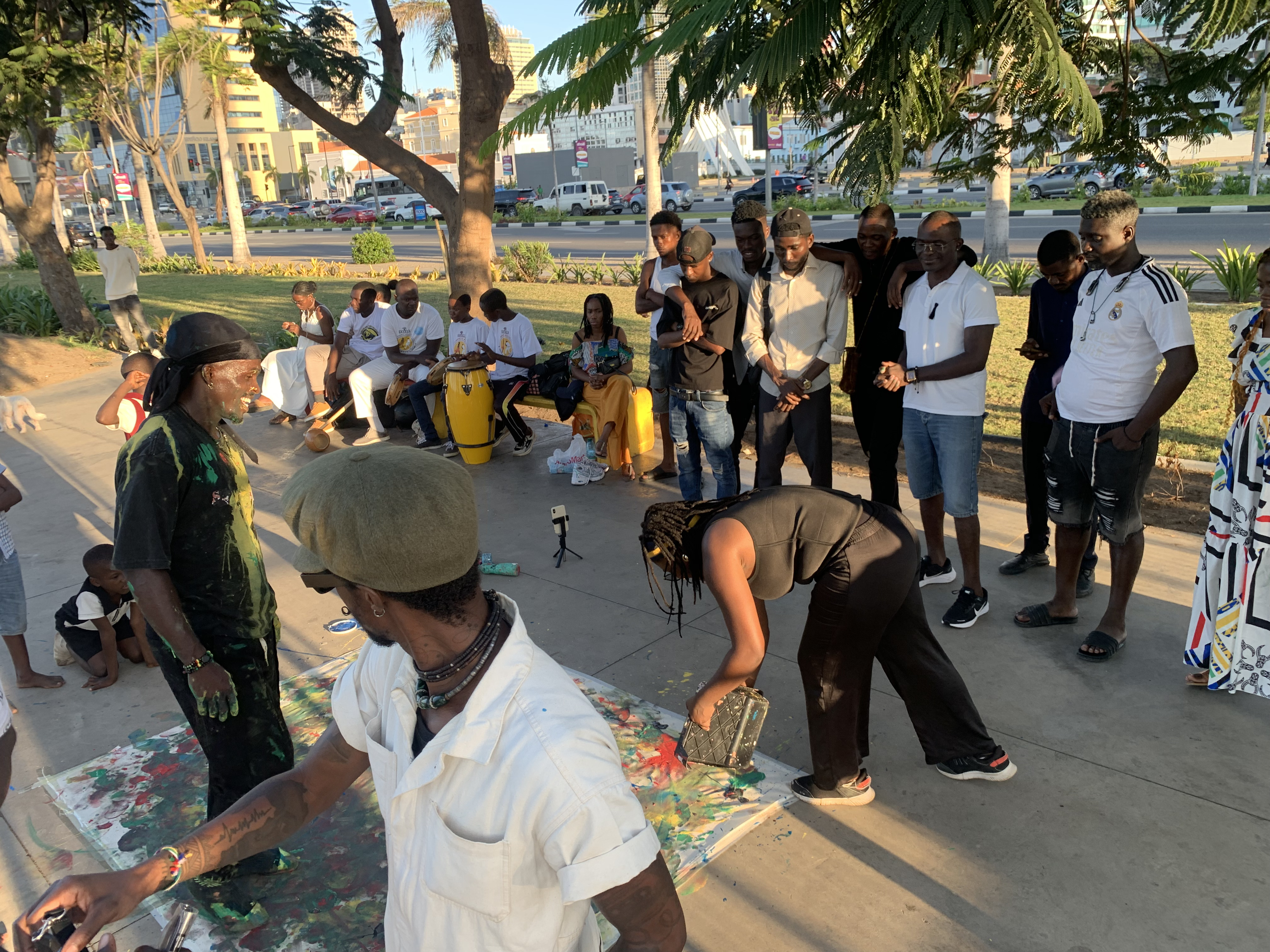 Oksanerismo: Um experimento de criação e liberdade artística