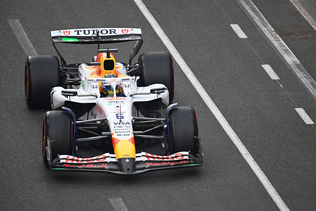 Hadjar admite que pulso ainda vai doer em Baku, mas garante estar pronto para regressar