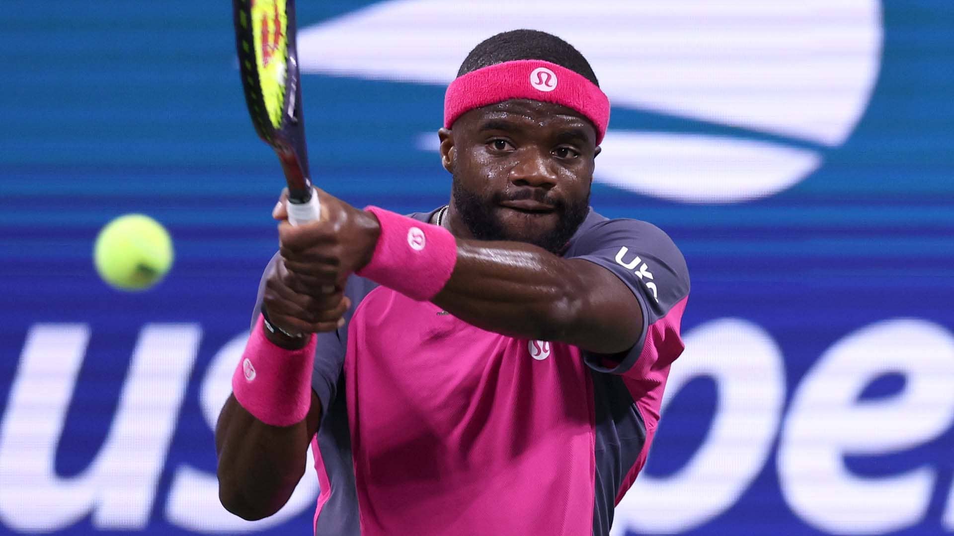 Tiafoe vira batalha de cinco sets e evita nova queda de peso no US Open