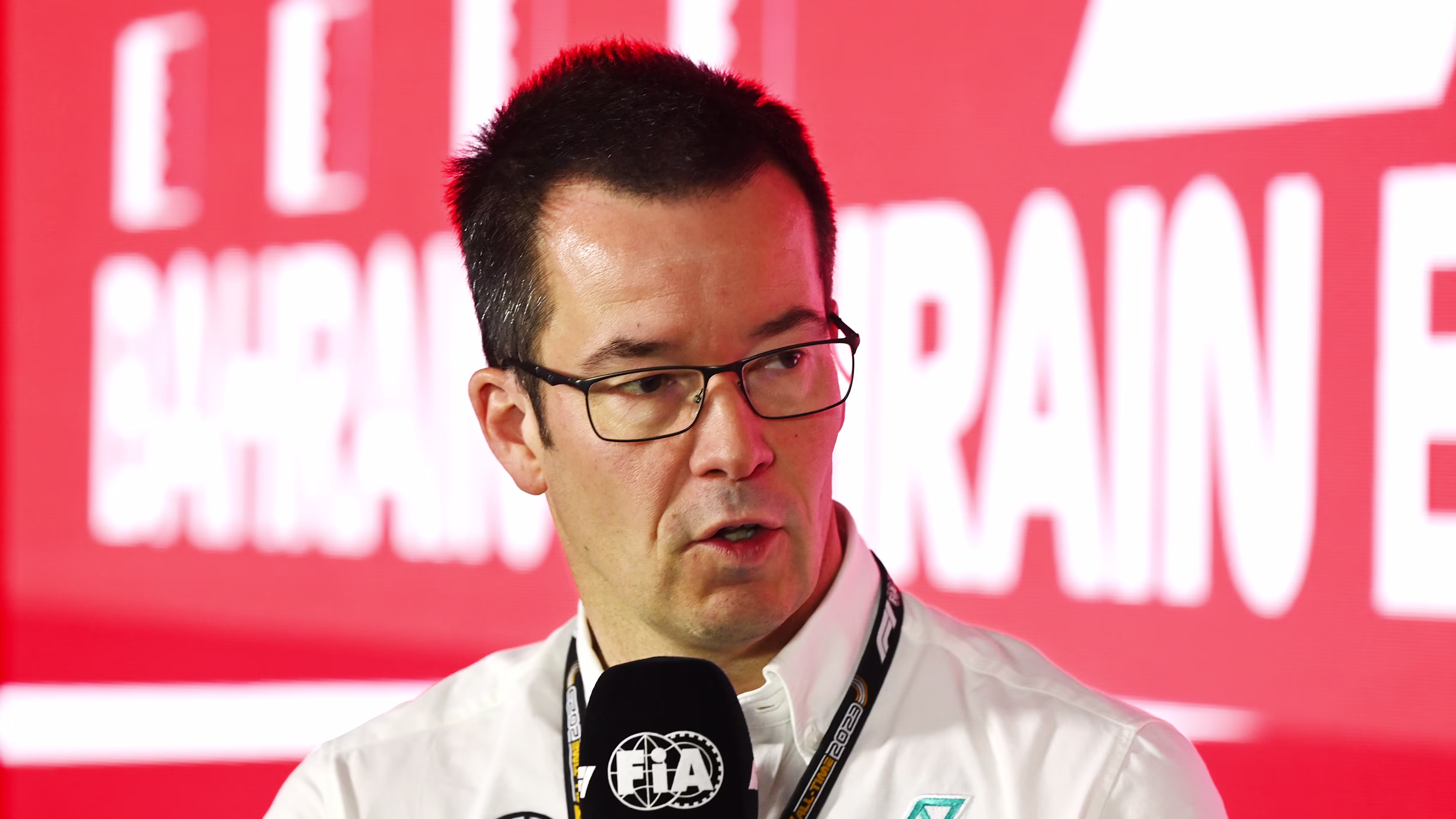 Alpine contrata Mike Elliott como director técnico e reforça reconstrução da equipa