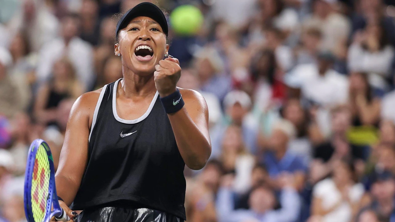 Osaka resiste à dor, vence batalha de três sets e está nos oitavos do US Open