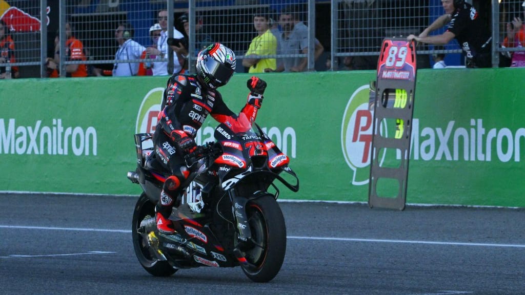 Benzzecchi vence grande prémio da Tailândia e Acosta estreia liderança na tabela classificativa