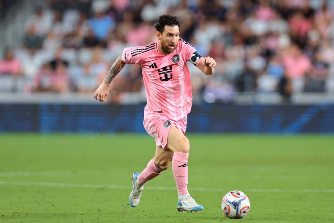 Messi aproxima-se da compra do Eldense e prepara entrada directa na propriedade de um clube espanhol