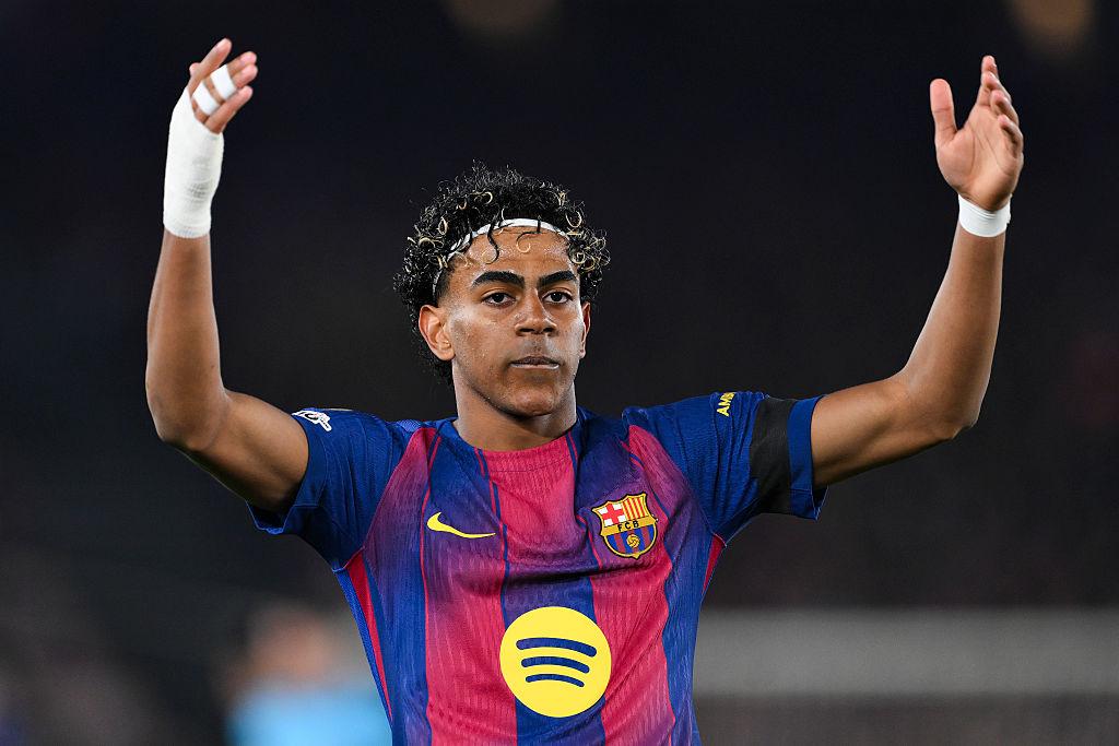 Lamine Yamal persegue recorde de Mbappé na estreia do Barcelona na Champions