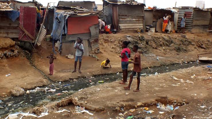 Pobreza multidimensional atinge 18,7 milhões de pessoas em Angola