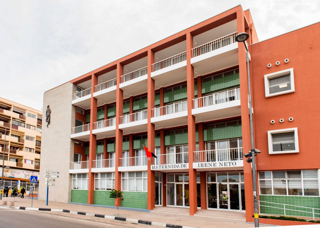 Conferencistas recomendam reforço da formação contínua dos profissionais de saúde