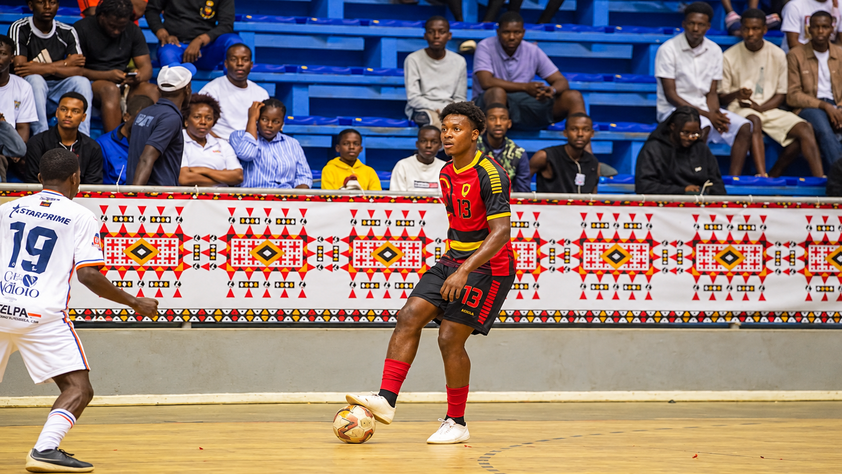 Angola inicia viagem para Marrocos e prepara estreia no CAN de futsal diante de Moçambique